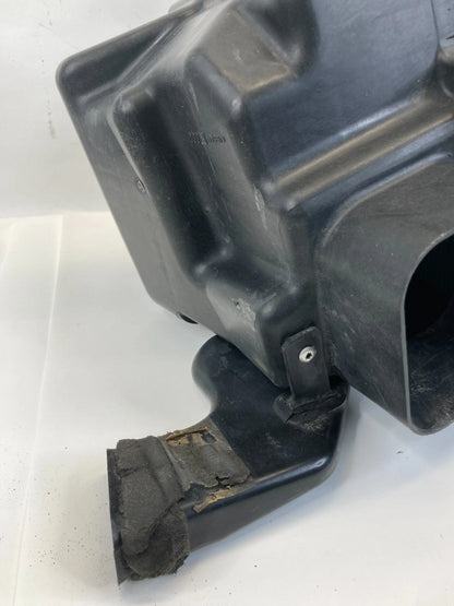 2006 2007 2008 INFINITI M35 AIR INTAKE HOUSING FILTER BOX W/ HOSE TUBE OEM