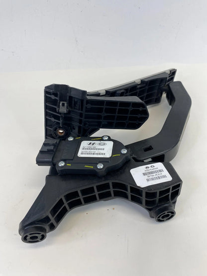2012 2013 2014 2015 KIA OPTIMA ACCELERATOR GAS PEDAL TRAVEL SENSOR 32700-3Q110
