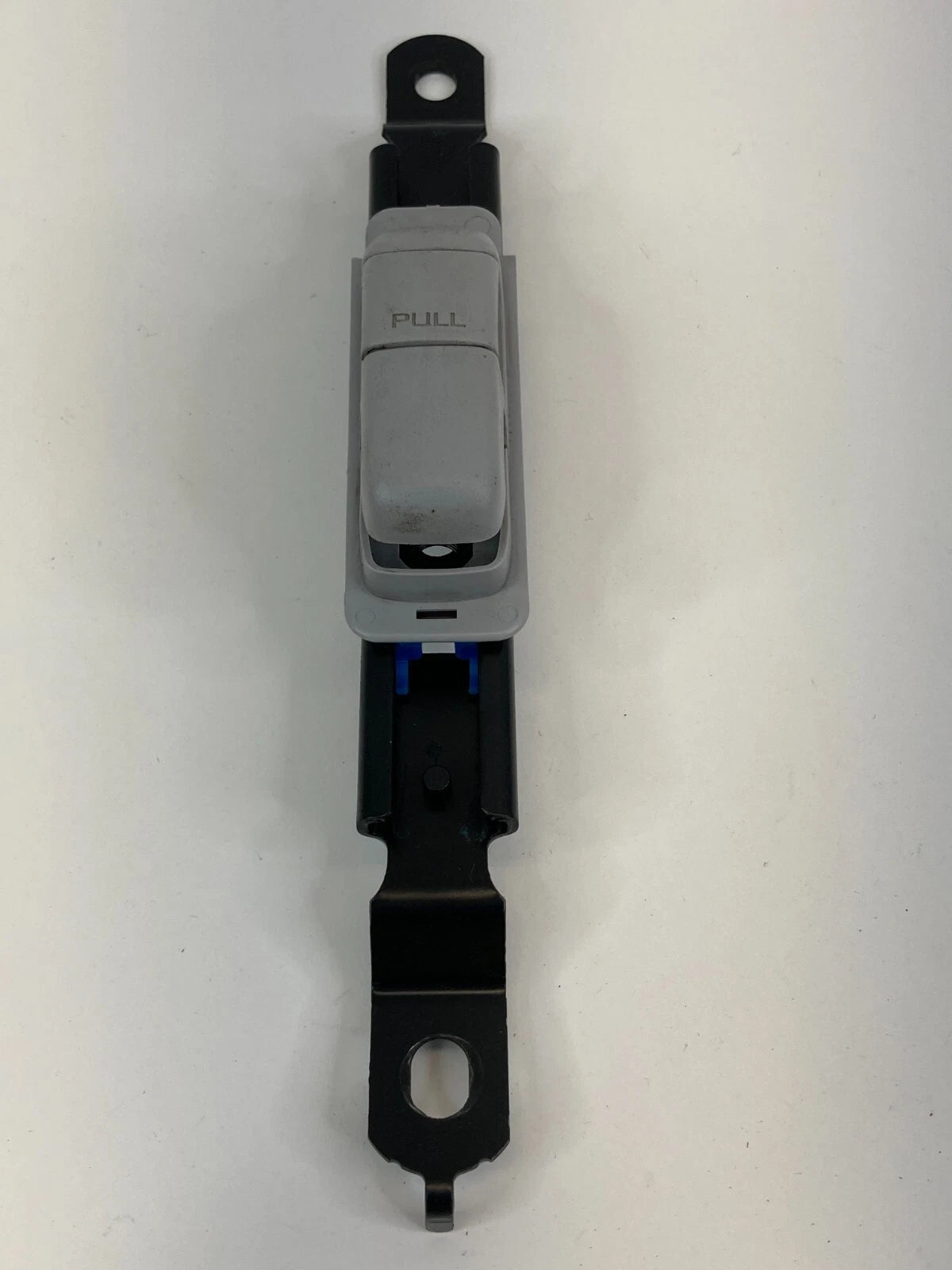 2004-2009 MAZDA3 MAZDA 3 FRONT RIGHT PASSENGER SIDE SEAT BELT HEIGHT ADJUSTER