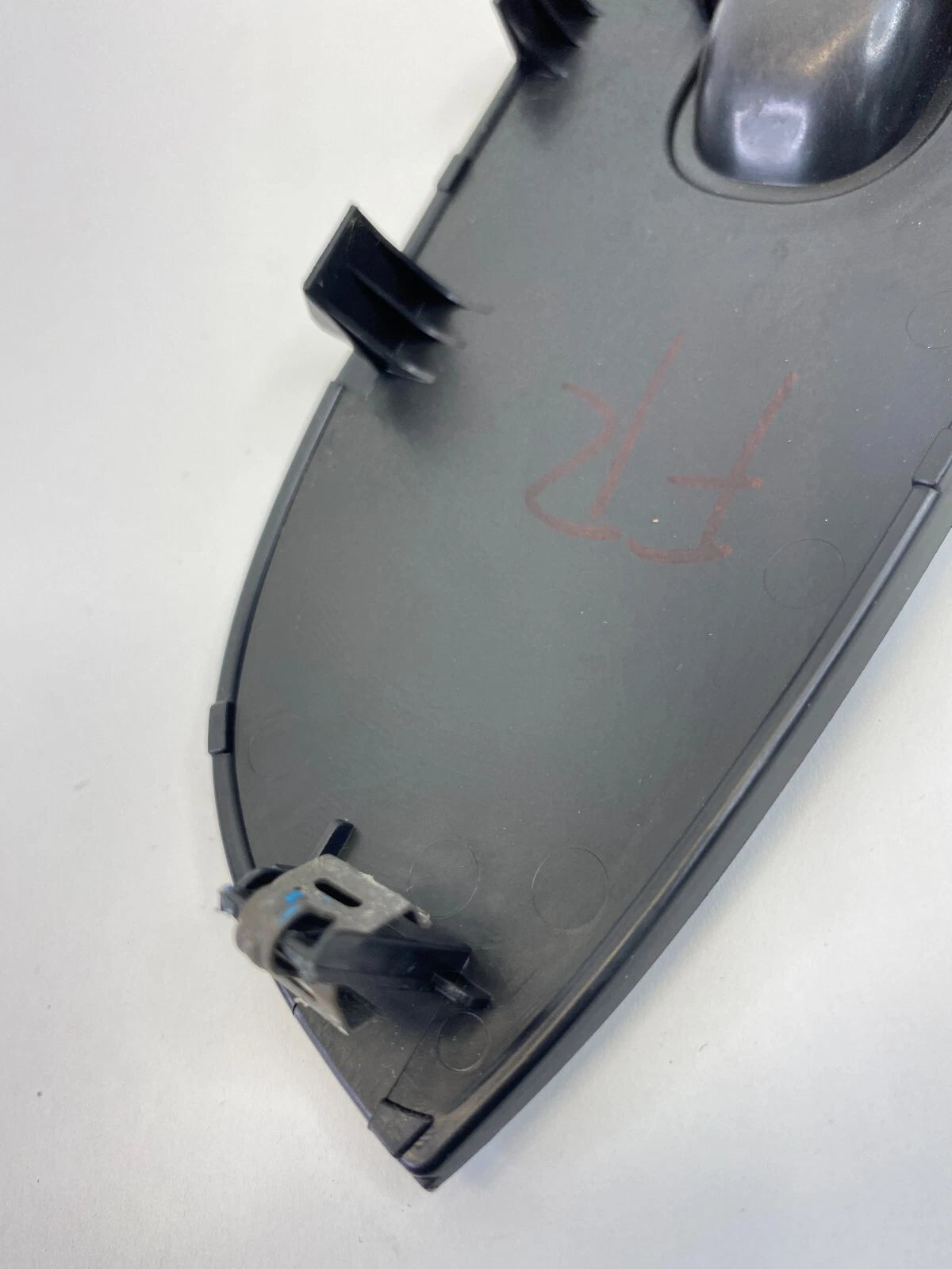 2002-2006 HONDA CR-V CRV FRONT RIGHT PASSENGER WINDOW SWITCH BEZEL TRIM COVER