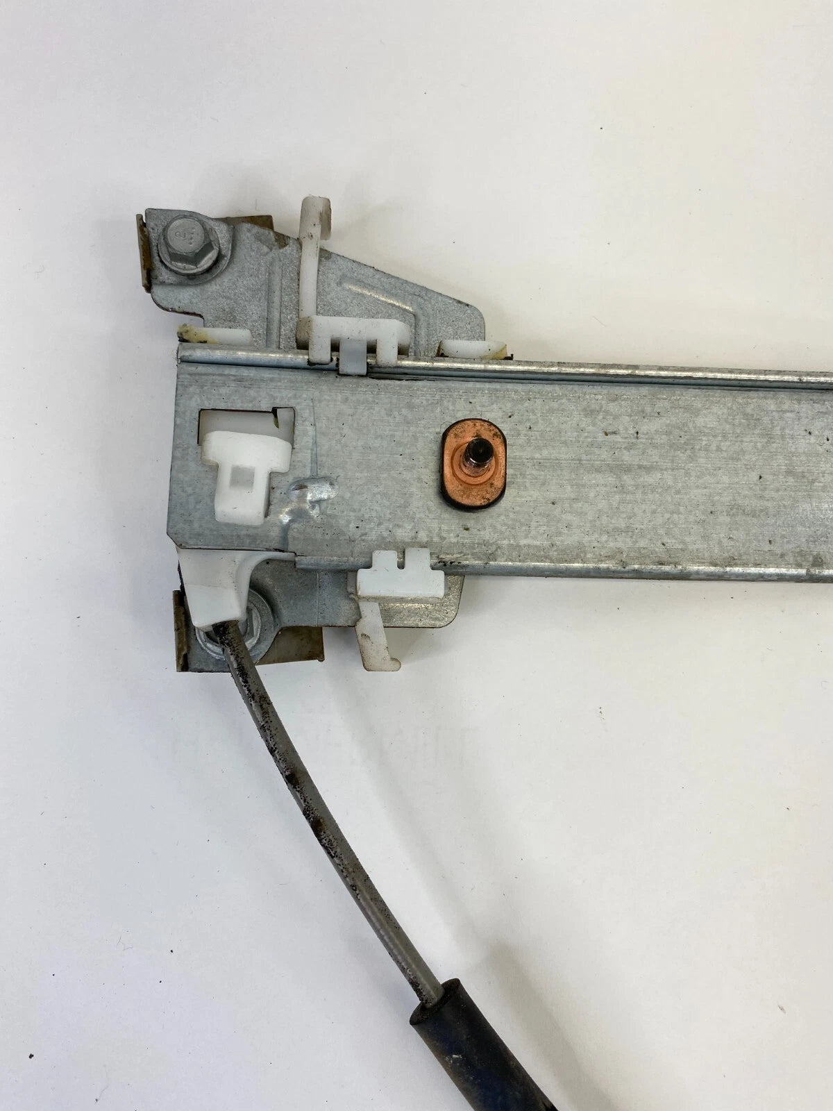 01-07 FORD ESCAPE FRONT RIGHT PASSENGER DOOR WINDOW MOTOR & REGULATOR CM091110B