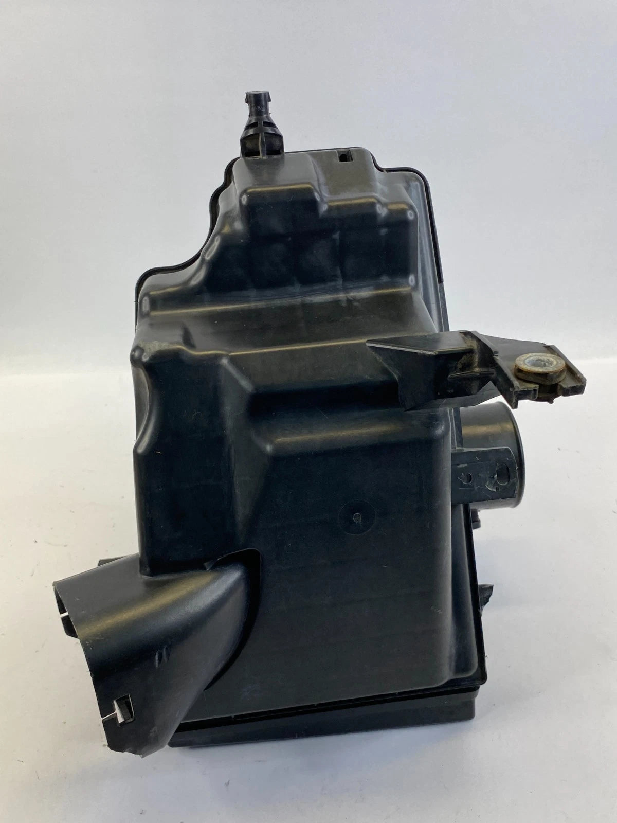 2011-2015 NISSAN ROGUE 2.5L AIR INTAKE CLEANER BOX FILTER ASSEMBLY 226807S000
