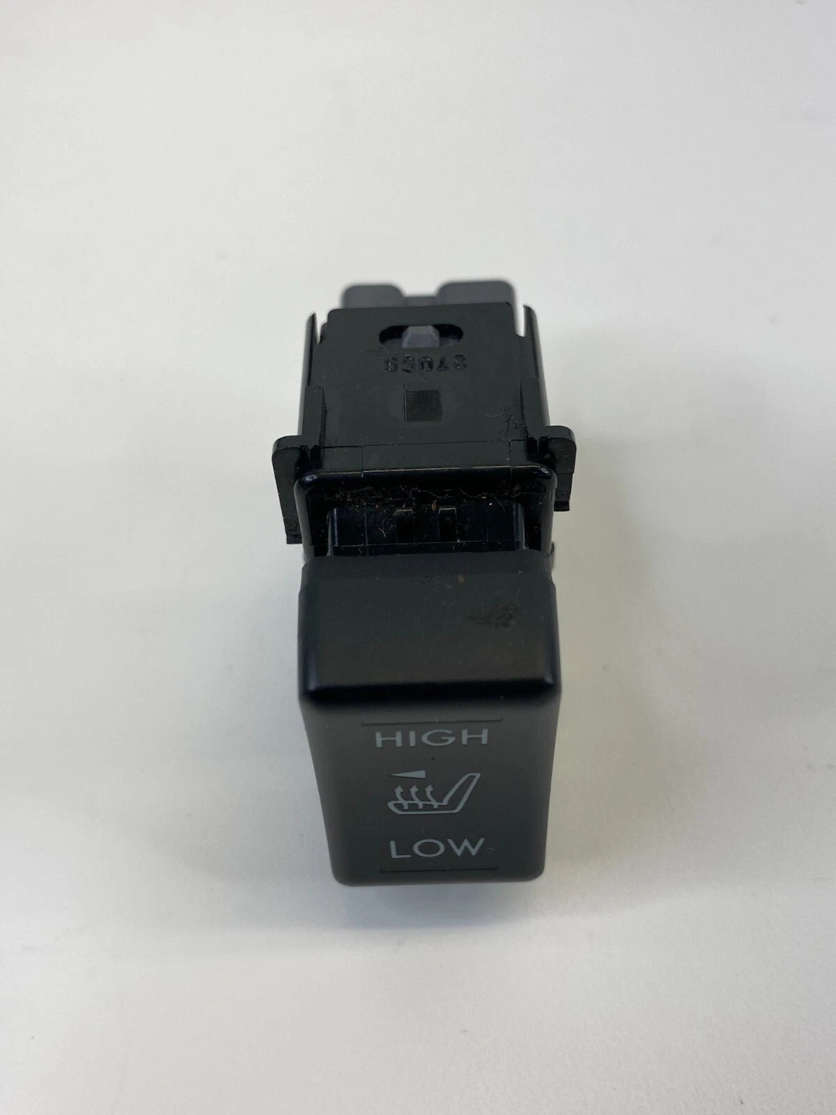 2010-2014 SUBARU LEGACY OUTBACK FRONT LEFT SIDE SEAT HEATED CONTROL SWITCH OEM