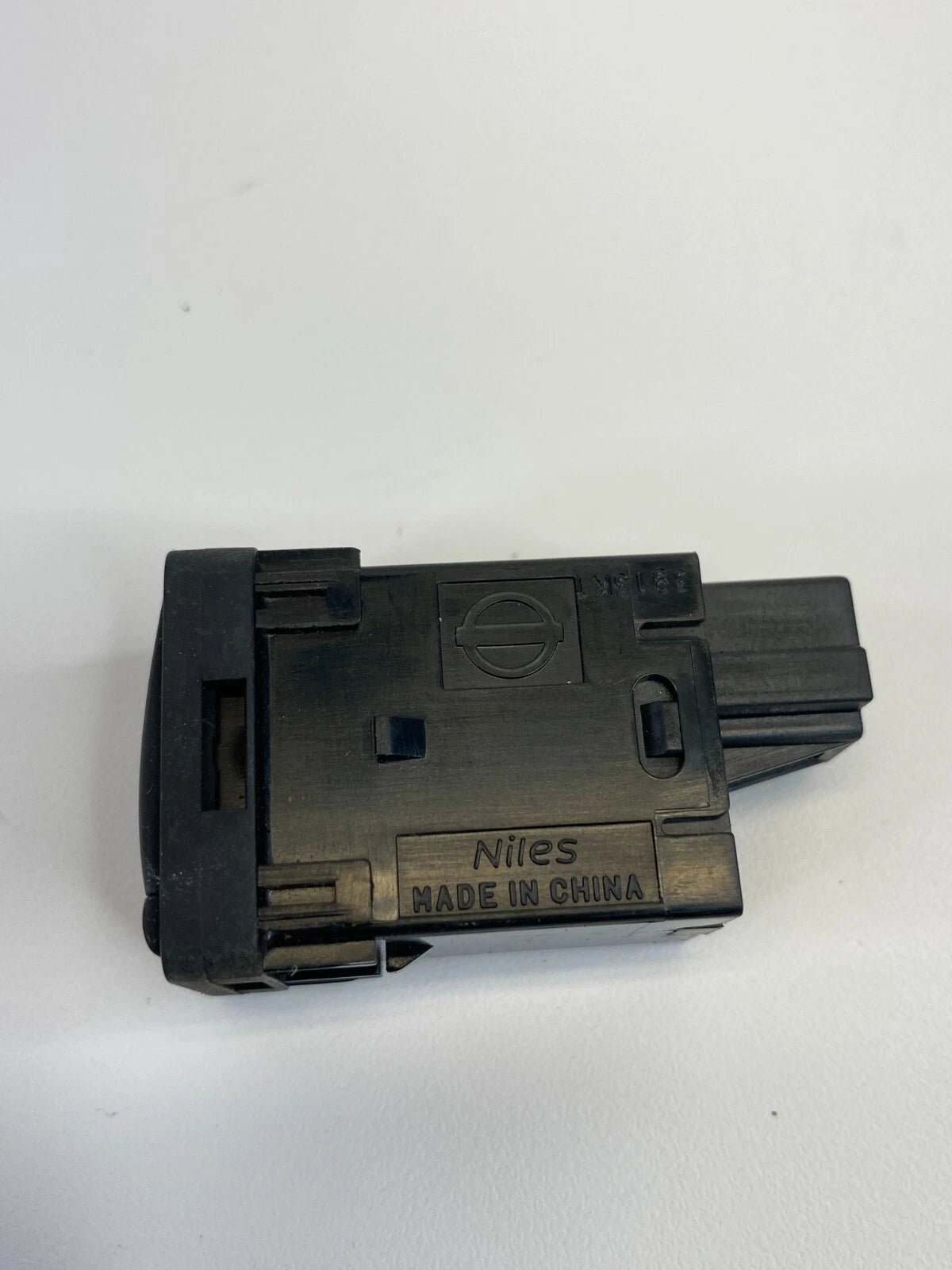 2013-2019 NISSAN SENTRA DASH OFF TRACT TRACTION CONTROL SWITCH BUTTON OEM