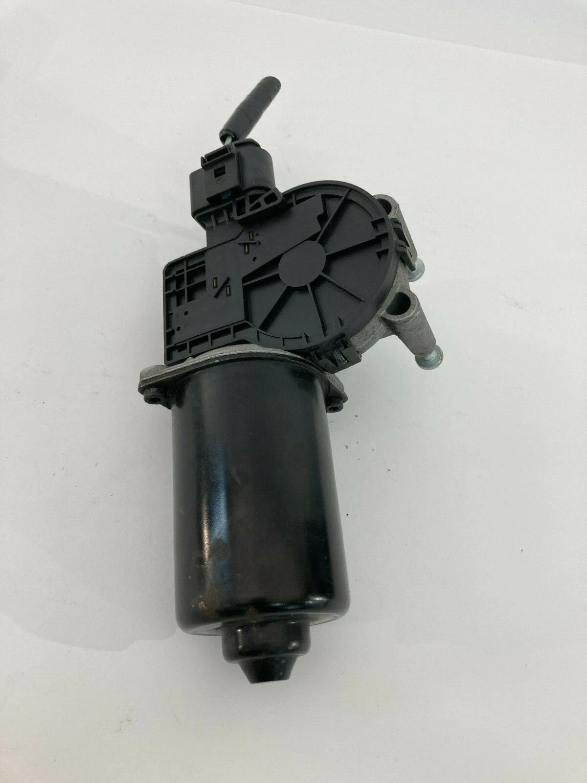 2004 2005 2006 2007 2008 2009 MAZDA 3 MAZDA3 FRONT WINDSHIELD WIPER MOTOR OEM