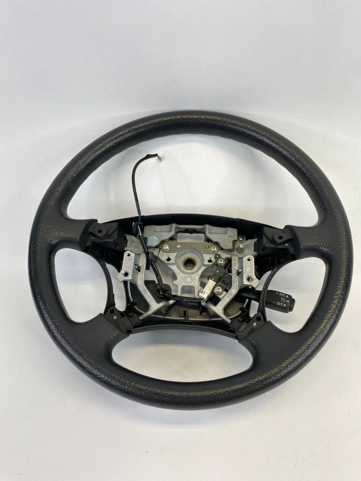 03-06 TOYOTA TUNDRA 05 06 SEQUOIA STEERING WHEEL W/ CRUISE CONTROL SWITCH OEM