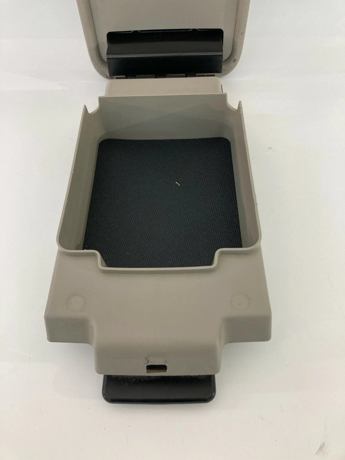06-09 FORD FUSION SEDAN CENTER CONSOLE ARMREST ARM REST LID TOP COVER W/ STORAGE