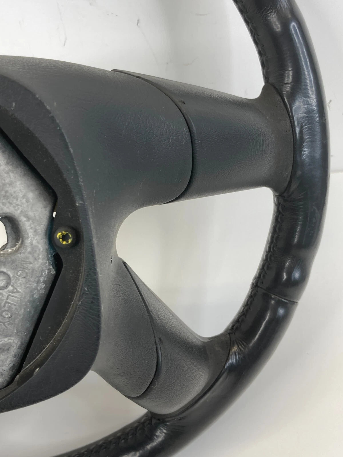 2002-2009 GMC ENVOY CHEVROLET TRAILBLAZER DRIVER LH STEERING WHEEL 15188423 OEM