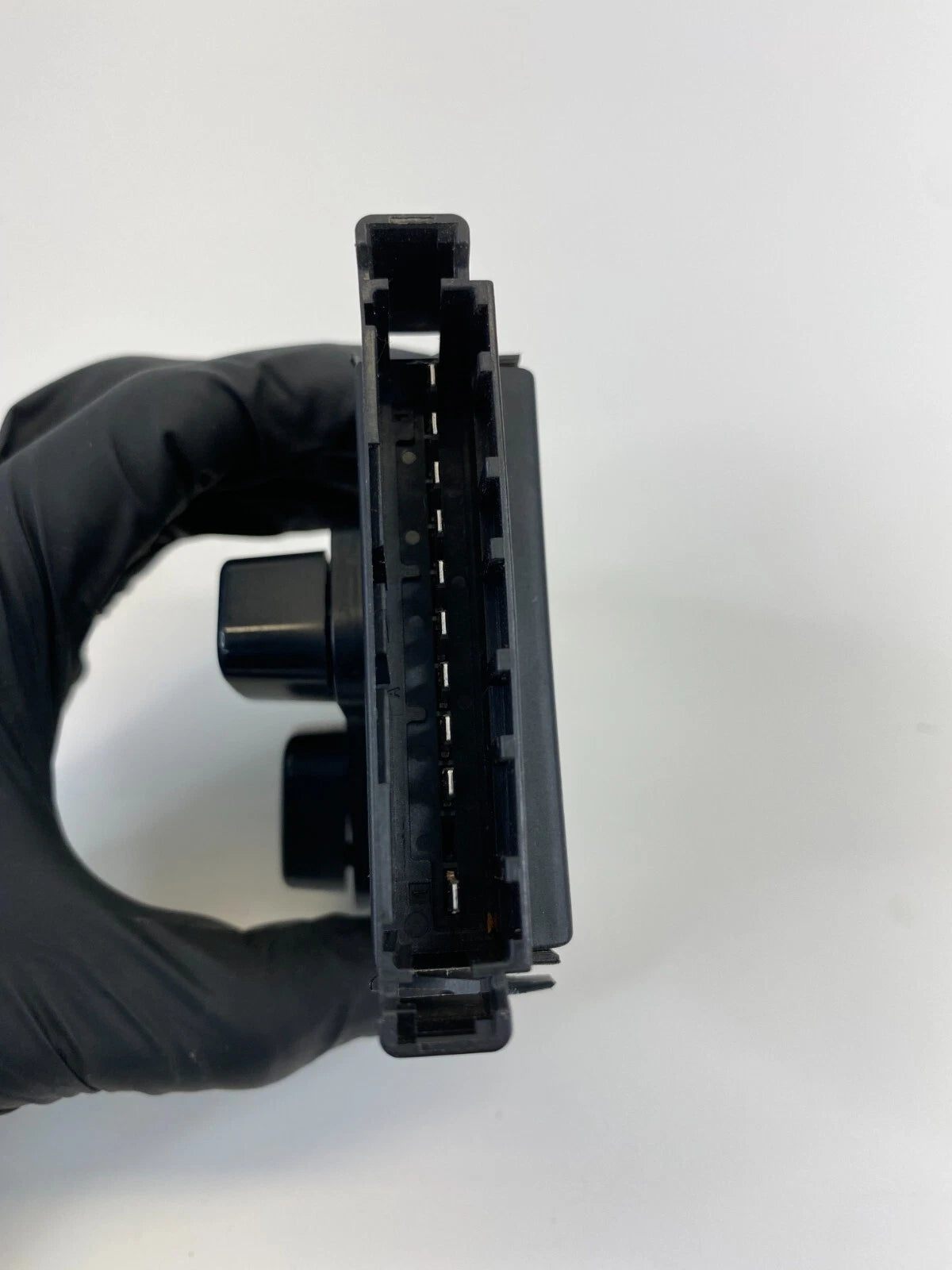 2005-2009 JEEP GRAND CHEROKEE FRONT LH POWER SEAT ADJUSTER SWITCH OEM 56049433AD