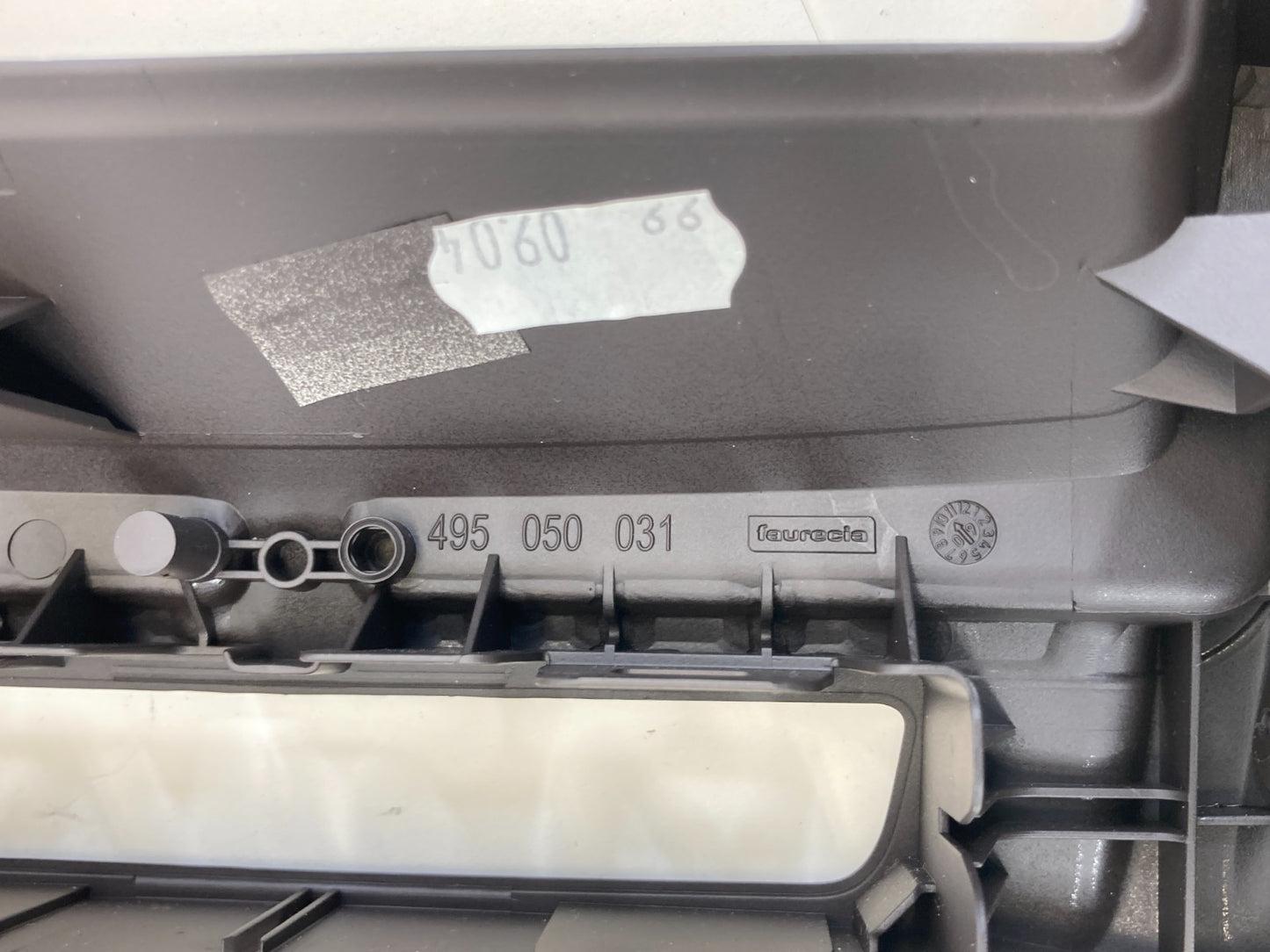 2011-2017 Buick Regal Center Dash Display Trim Bezel Air Vent Grille 13321690