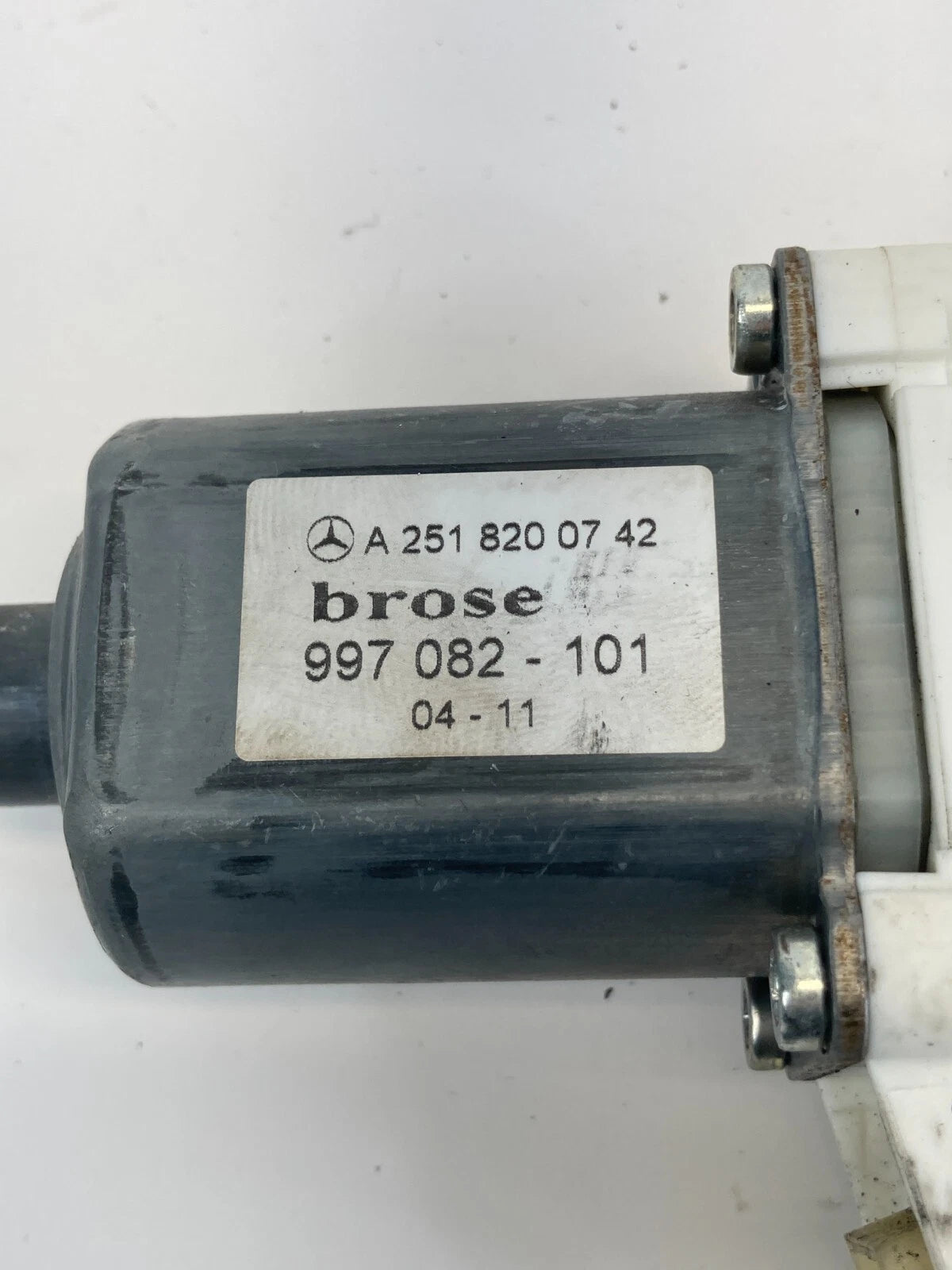 2005-2007 MERCEDES-BENZ ML500 FRONT LEFT SIDE DOOR POWER WINDOW MOTOR 2518200742