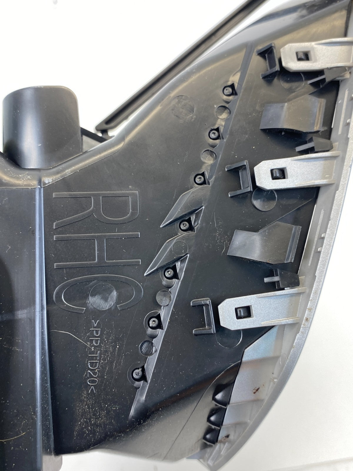 2010-2017 GMC Terrain Center Dash Right Passenger Side A/C Heat Air Vent Grill