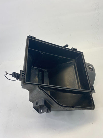 2004 2005 BMW X3 01-05 325i 2.5L Air Intake Cleaner Filter Lower Box Cover OEM