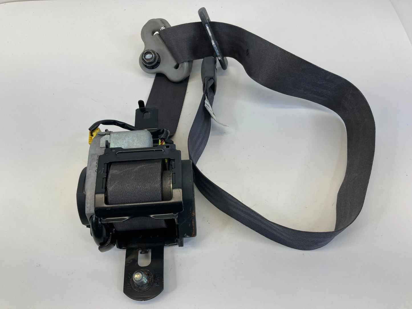 2005-2010 HONDA ODYSSEY FRONT PASSENGER RIGHT SEAT BELT RETRACTOR ASSEMBLY OEM