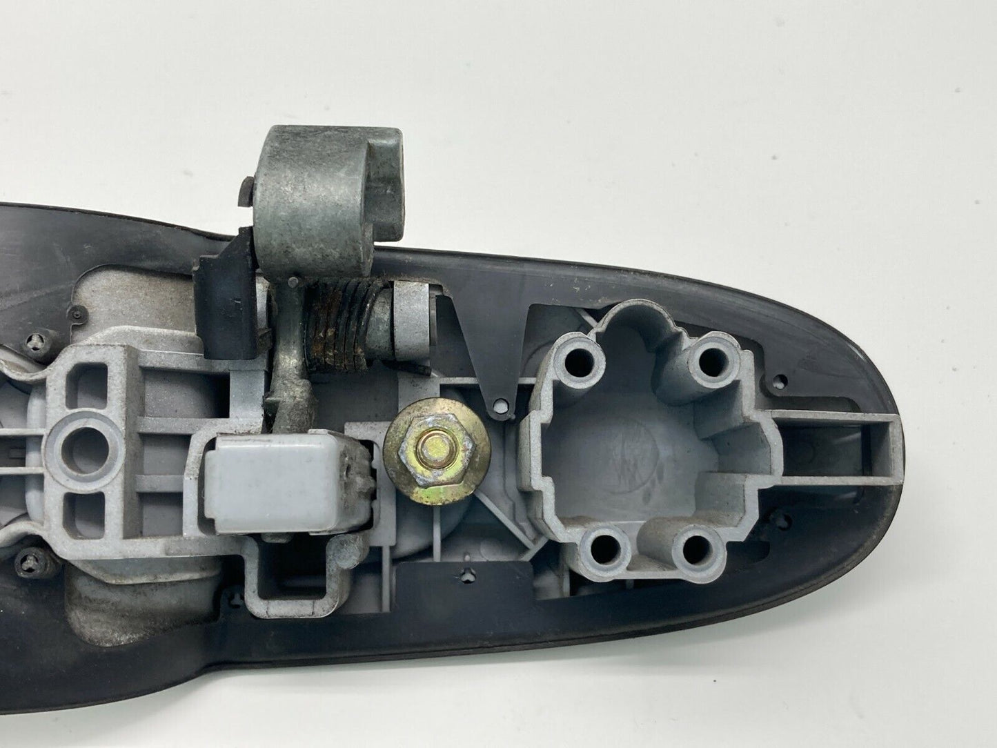 2000-2006 Mazda MPV Front Right Passenger Door Exterior Door Handle Assembly OEM