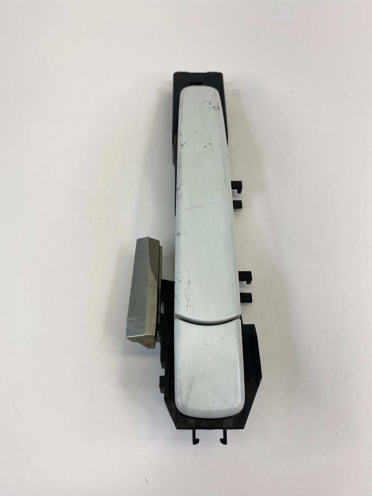 2010-2013 NISSAN ROGUE REAR RIGHT SIDE EXTERIOR DOOR HANDLE ASSEMBLY OEM