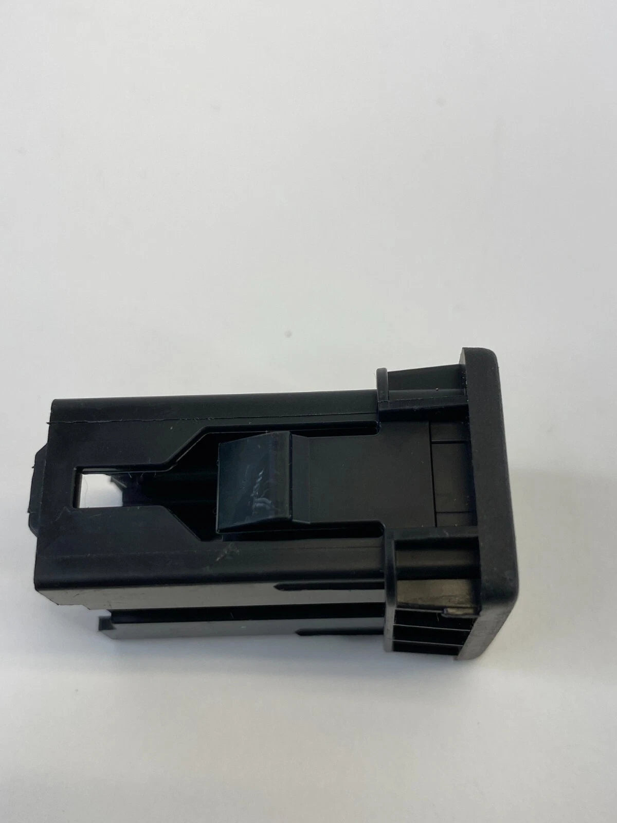 2010-2015 TOYOTA PRIUS DASHBOARD BLANK SWITCH HOLE COVER TRIM CAP OEM 5553928160