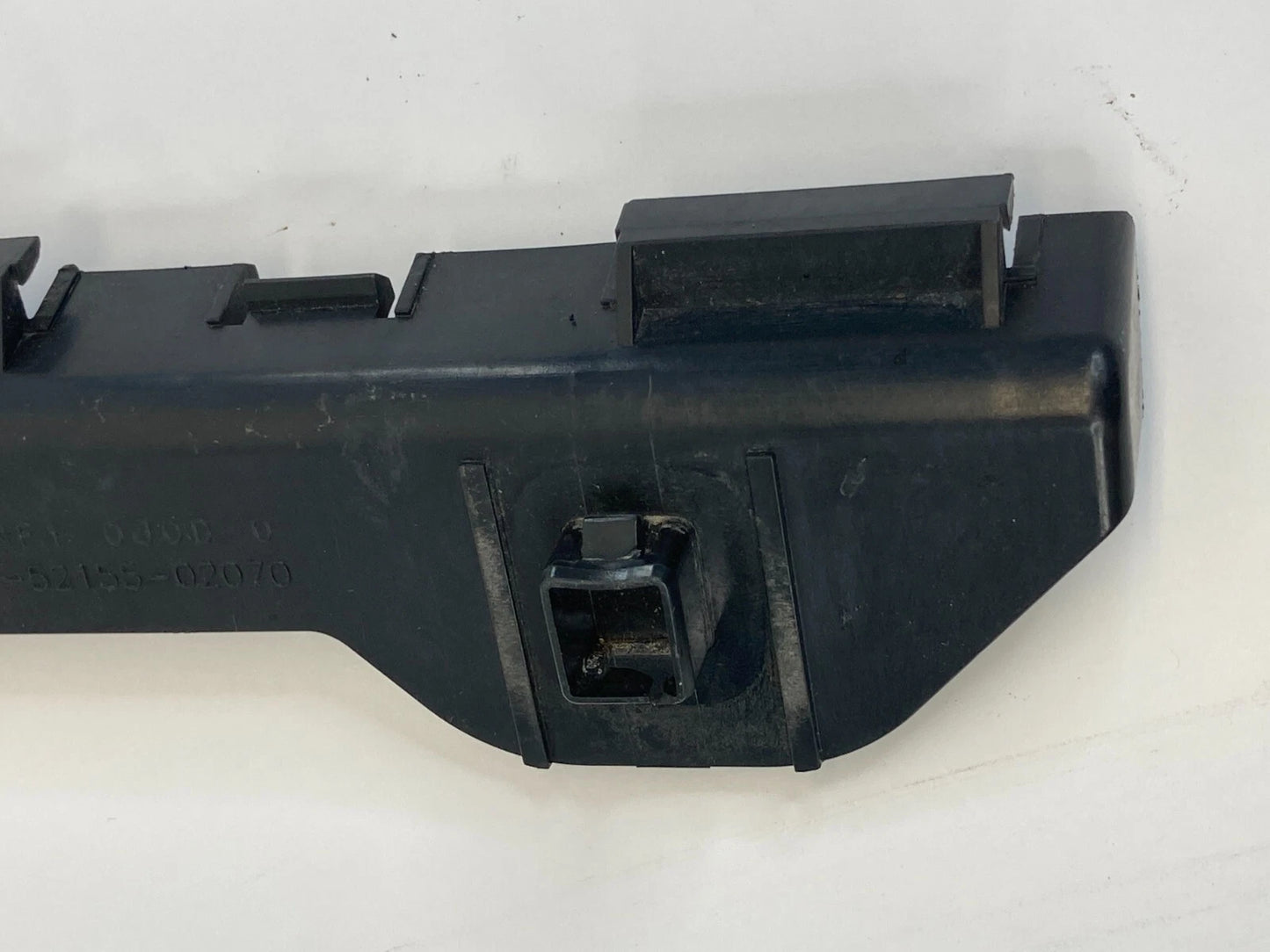 2003-2008 TOYOTA COROLLA REAR RIGHT SIDE BUMPER BRACKET SUPPORT 52155-02070 OEM