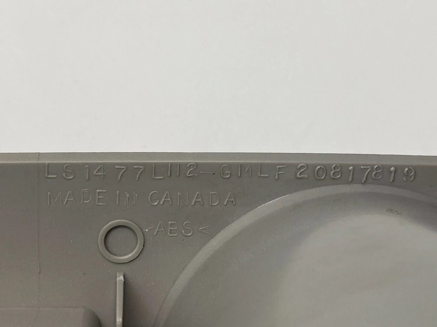 2009-2012 CHEVROLET TRAVERSE REAR LEFT SIDE WINDOW SWITCH BEZEL TRIM 20817819