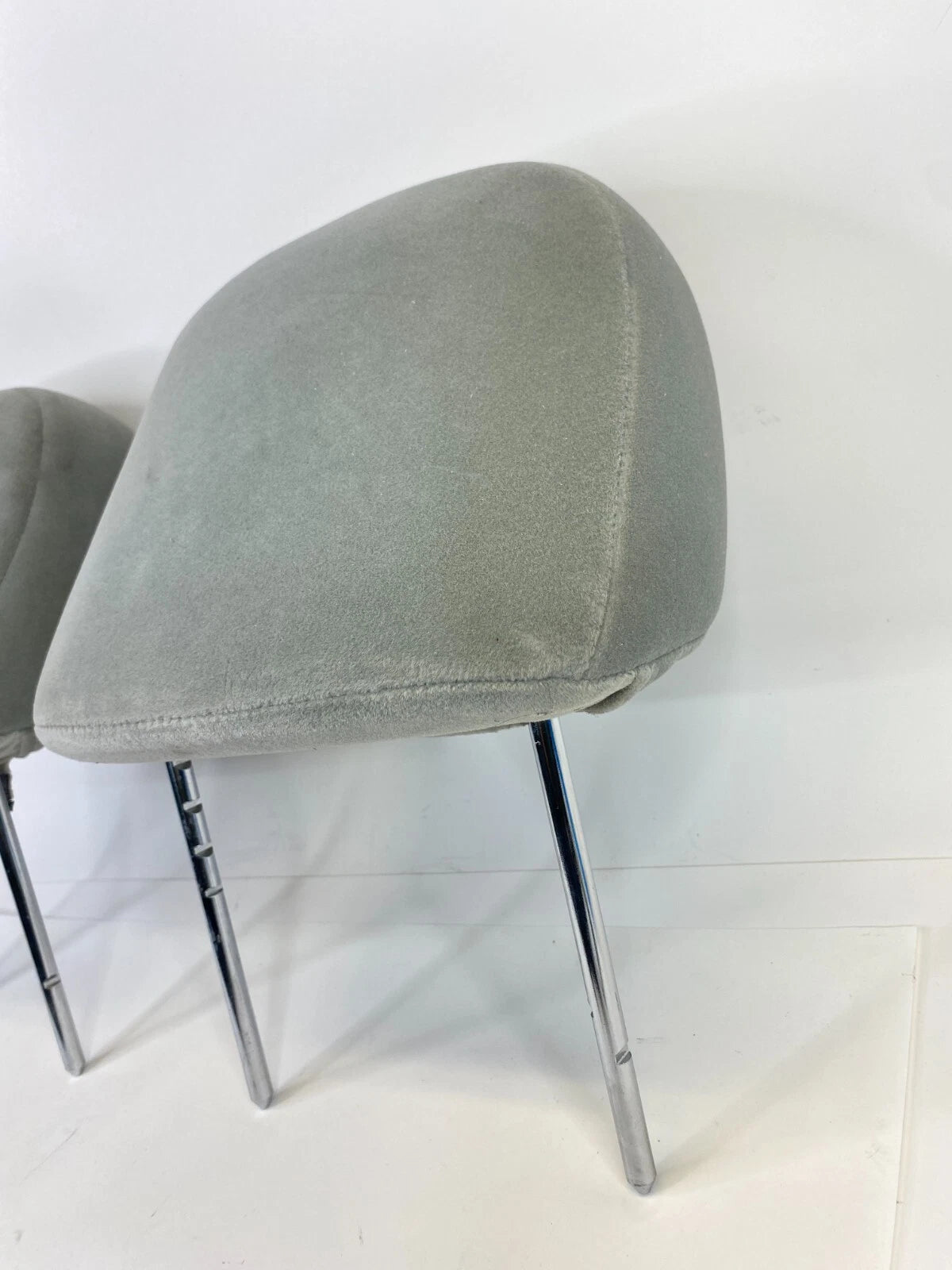 03-10 FORD CROWN VICTORIA FRONT LEFT & RIGHT SEAT HEADREST HEAD REST PAIR OEM