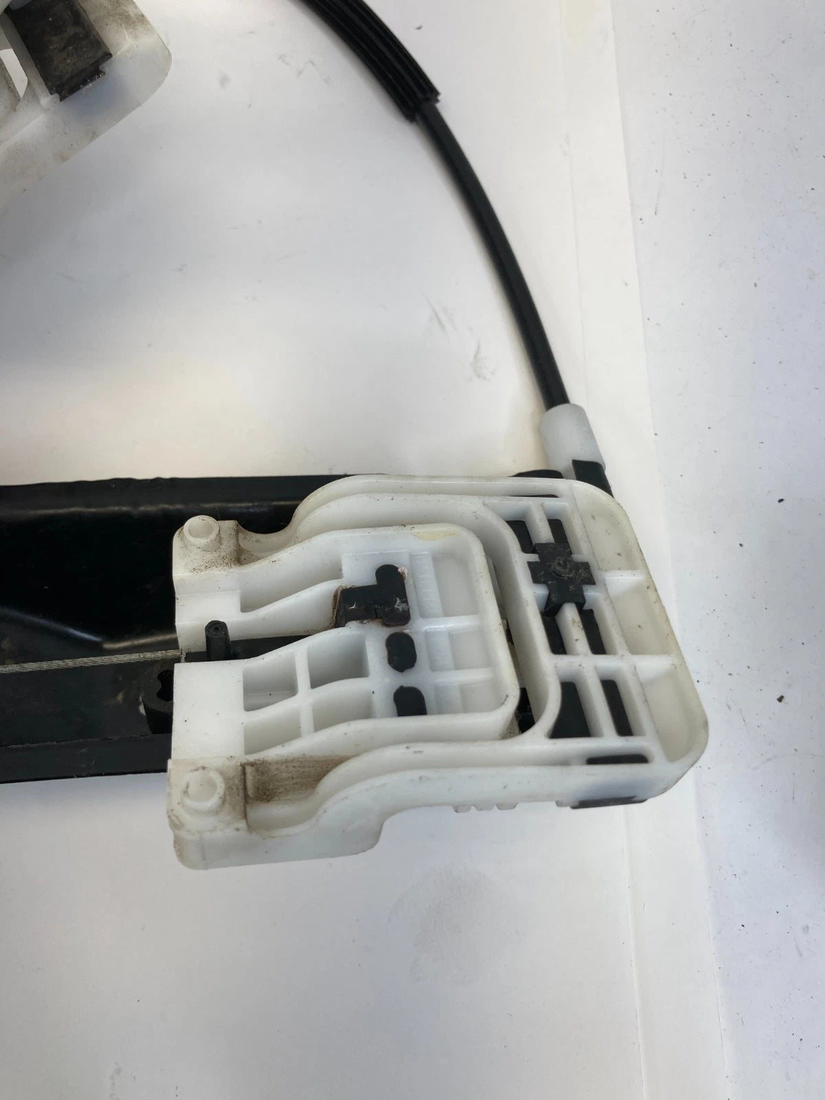 13-19 Ford Police Interceptor Sedan Front Left Side Window Regulator w/Motor OEM