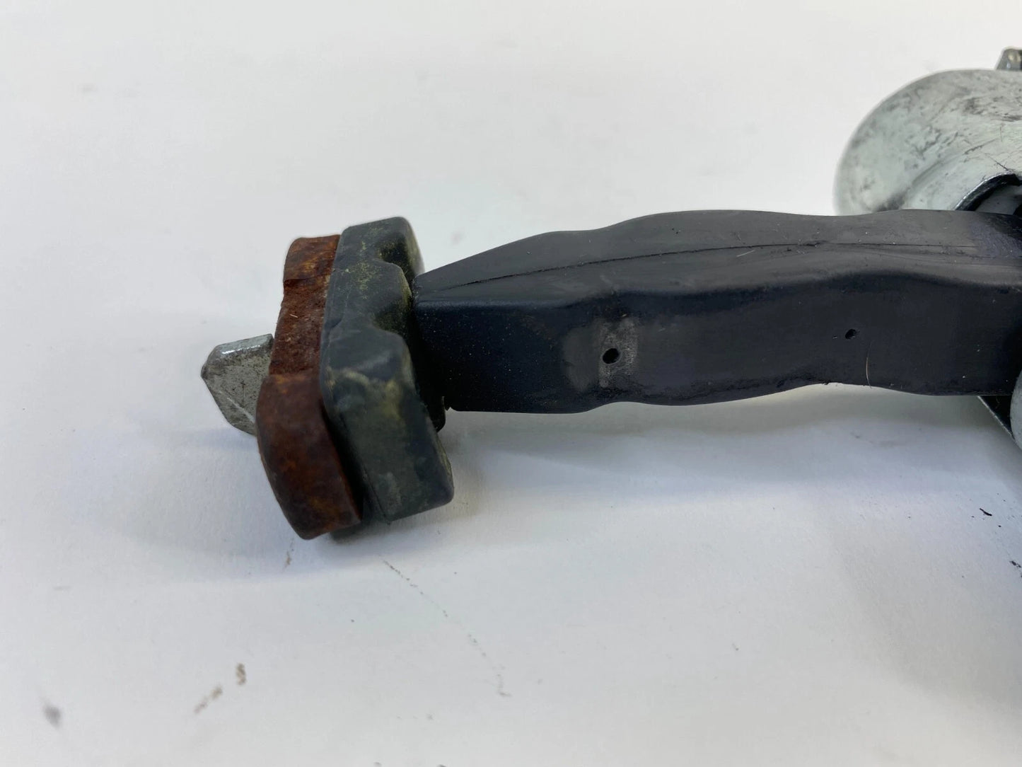 13-19 FORD POLICE INTERCEPTOR UTILITY REAR RIGHT DOOR CHECK STOP STOPPER DETENT