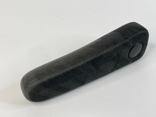 2002-2004 HONDA CR-V FRONT RIGHT PASSENGER SIDE SEAT ARMREST ARM REST ASSY OEM