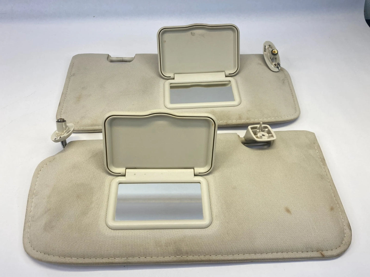 2008 2009 FORD ESCAPE MERCURY MARINER SUN VISOR W/ MIRROR ASSEMBLY OEM