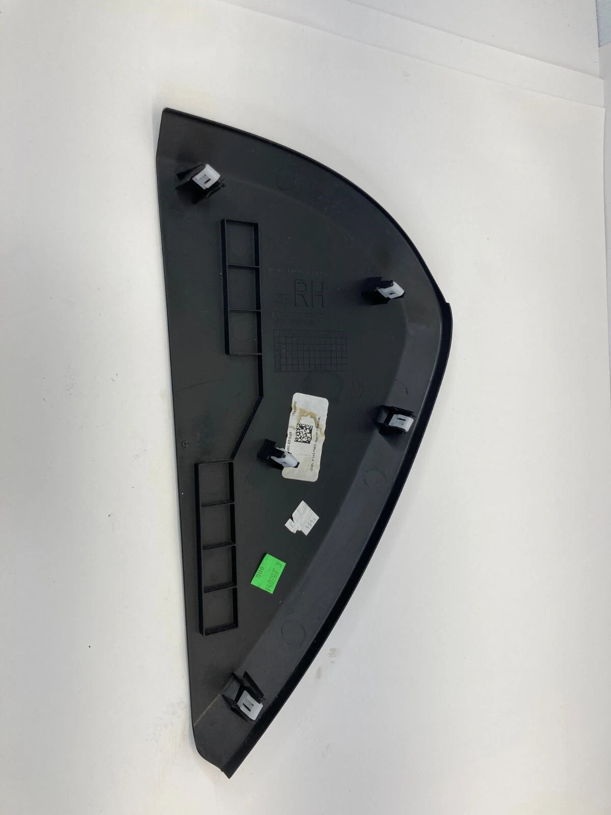 13-16 FORD FUSION FRONT RIGHT PASSENGER SIDE DASH END CAP COVER BEZEL TRIM OEM