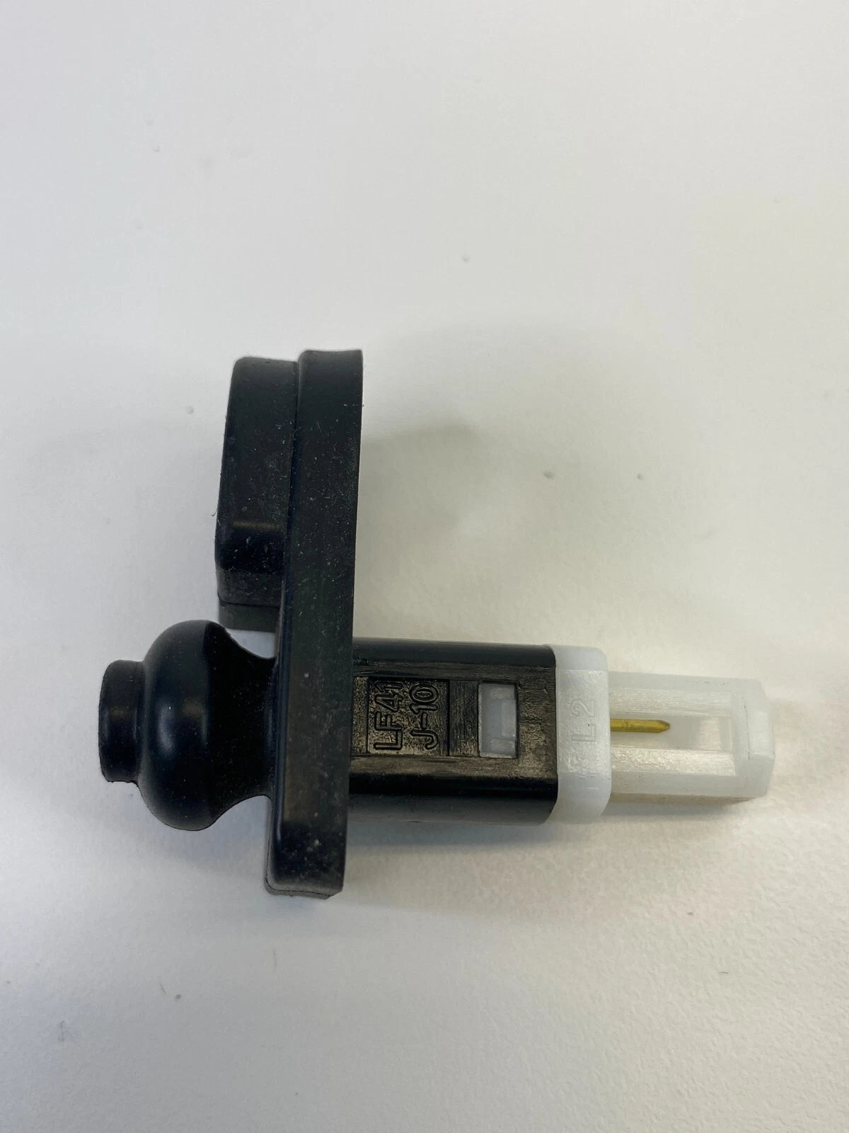 15-22 HYUNDAI ACCENT 13-17 VELOSTER DOOR LIGHT AJAR JAMB SENSOR SWITCH OEM