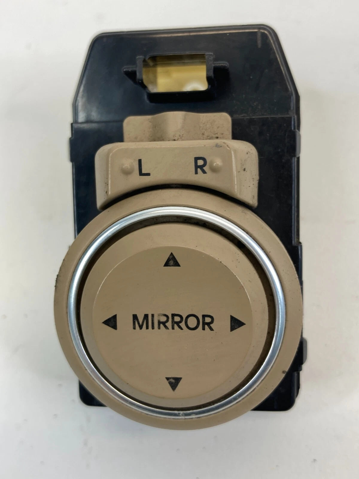11-14 HYUNDAI SONATA FRONT LEFT DOOR POWER MIRROR CONTROL SWITCH 202006586 OEM