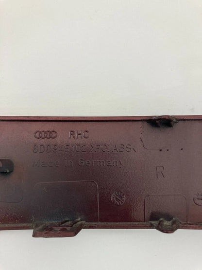 96-01 AUDI A4 QUATTRO 00-02 AUDI S4 REAR RIGHT TAILLIGHT LOWER TRIM MOLDING OEM