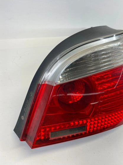 04-07 BMW 530I SEDAN REAR RIGHT PASSENGER SIDE TAILLIGHT TAIL LAMP 7165740 OEM