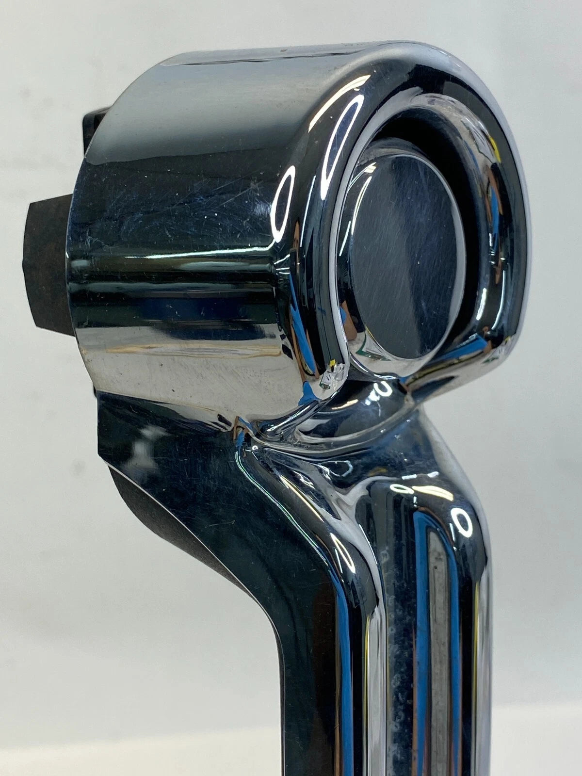 2010 2011 DODGE NITRO REAR LEFT SIDE EXTERIOR OUTSIDE DOOR HANDLE ASSY OEM