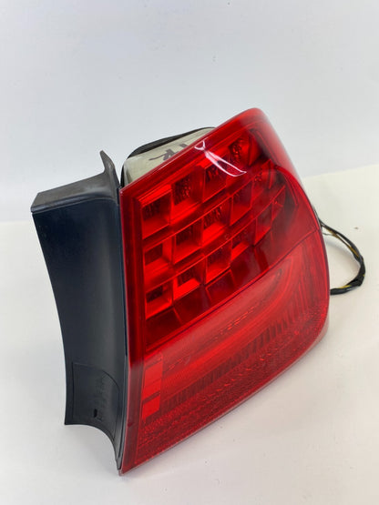 2009 2010 2011 BMW 328i 328i xDrive Right Passenger Outer Tail Light Taillight