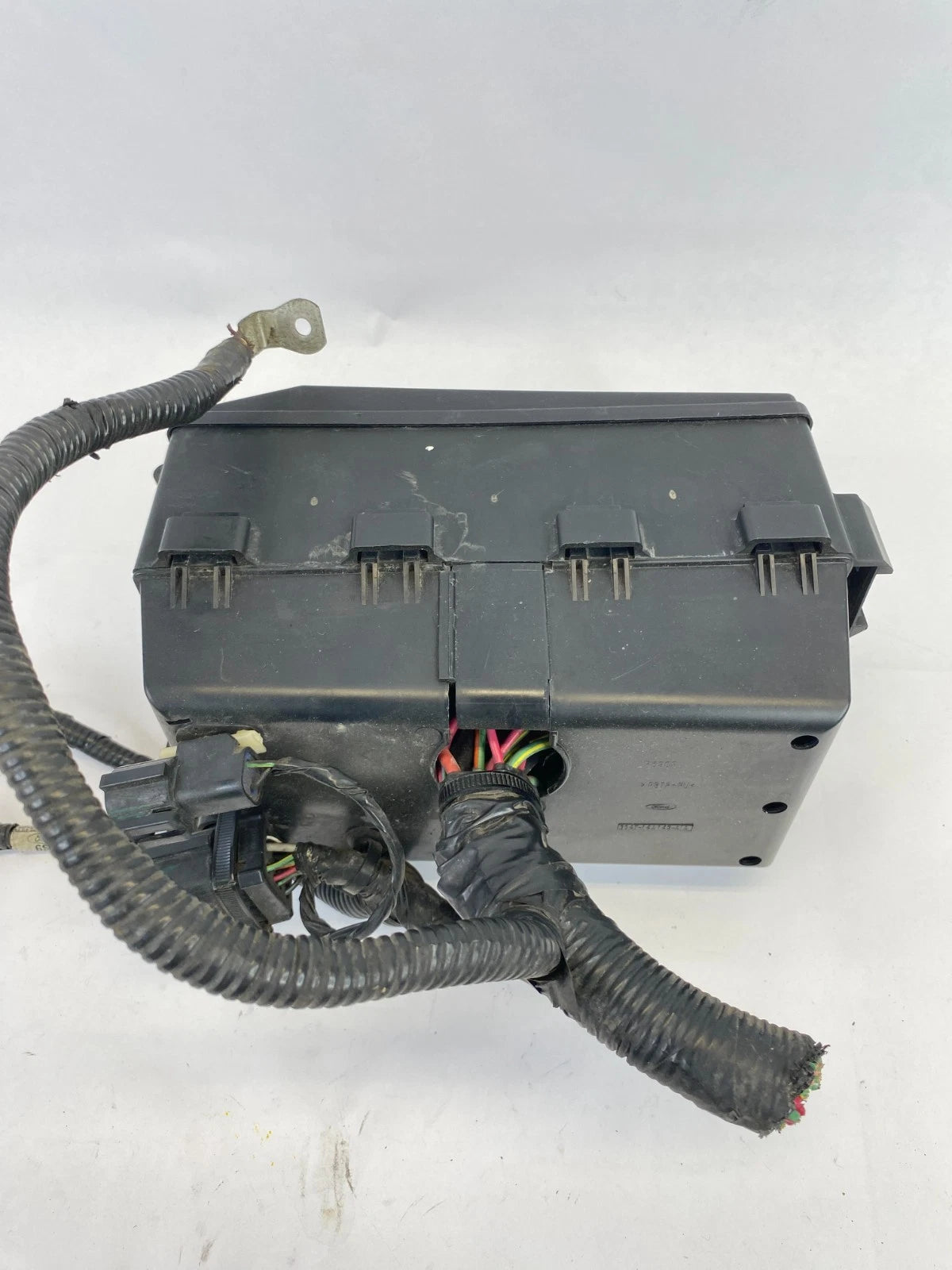 2006 2007 FORD FOCUS 2.0L ENGINE FUSE BOX BLOCK WITHOUT FOG LAMPS OEM