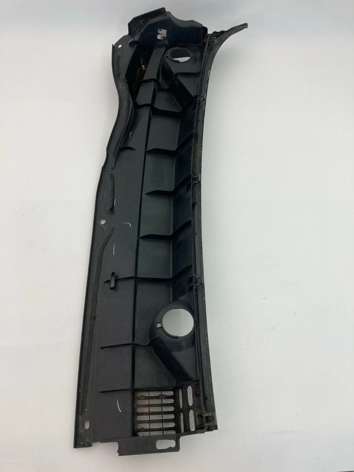 2003-2008 TOYOTA MATRIX WINDSHIELD LEFT SIDE COWL VENT GRILLE MOLDING TRIM OEM