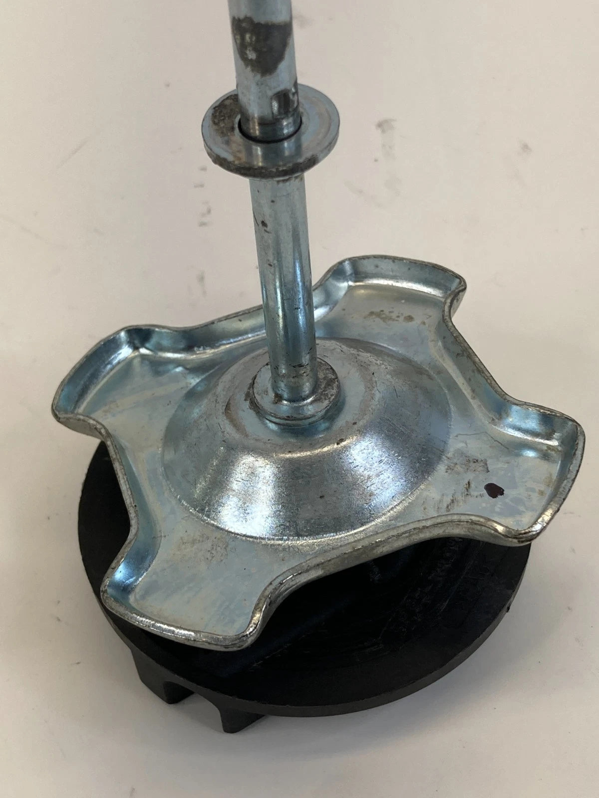 16-19 FORD INTERCEPTOR UTILITY SPARE TIRE HOLDER RETAINER HOLD DOWN BOLT OEM