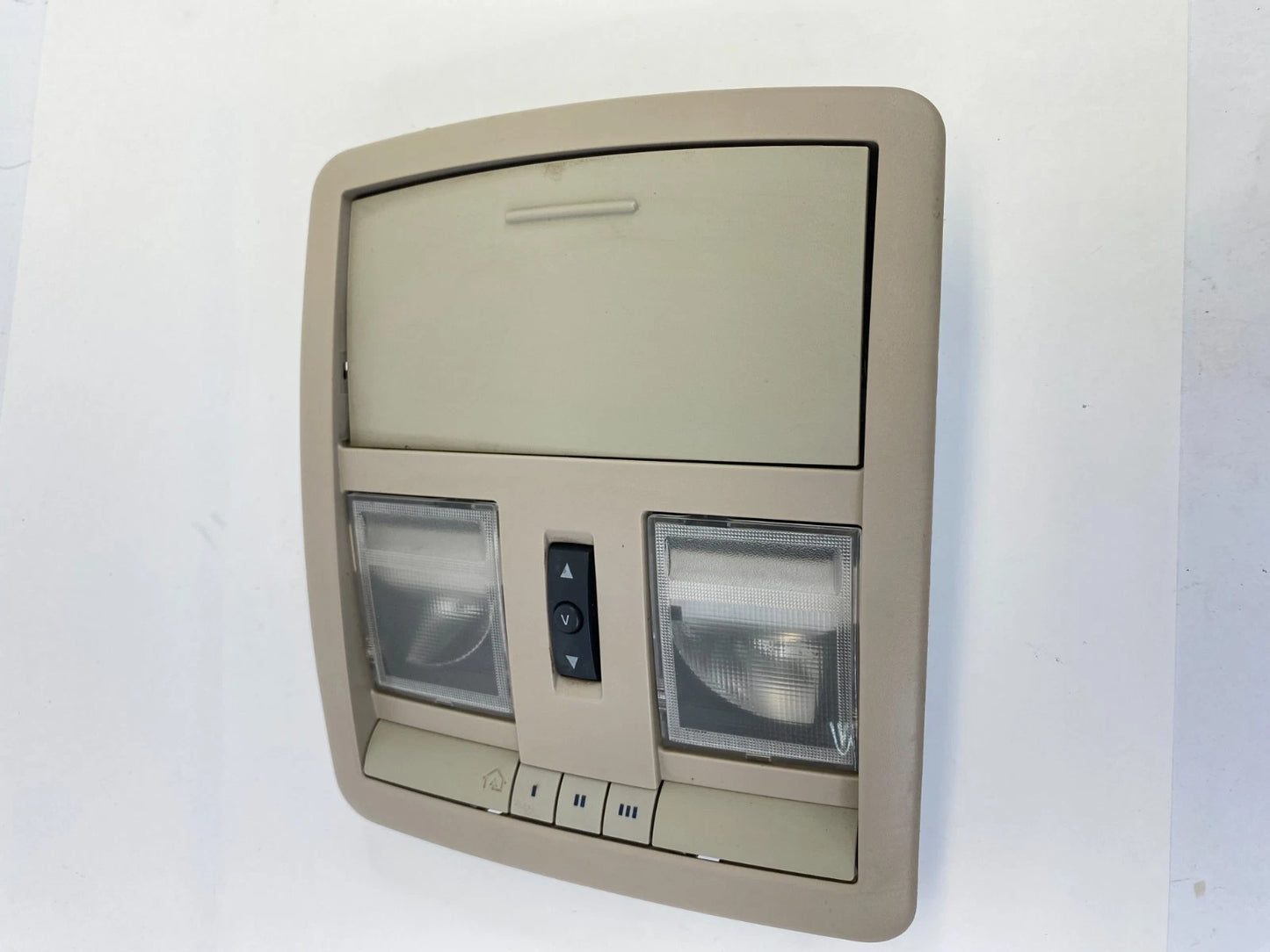 2005-2010 JEEP GRAND CHEROKEE OVERHEAD CONSOLE STORAGE DOME MAP LIGHT 56050243AF