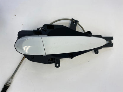 2006 BMW 330I FRONT RIGHT PASSENGER SIDE EXTERIOR OUTER DOOR HANDLE ASSY OEM