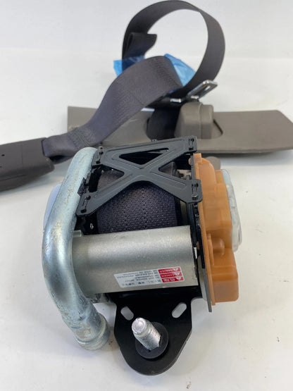 2010-2015 HYUNDAI TUCSON FRONT RIGHT SEAT BELT PASSENGER RETRACTOR 2S506MBS OEM