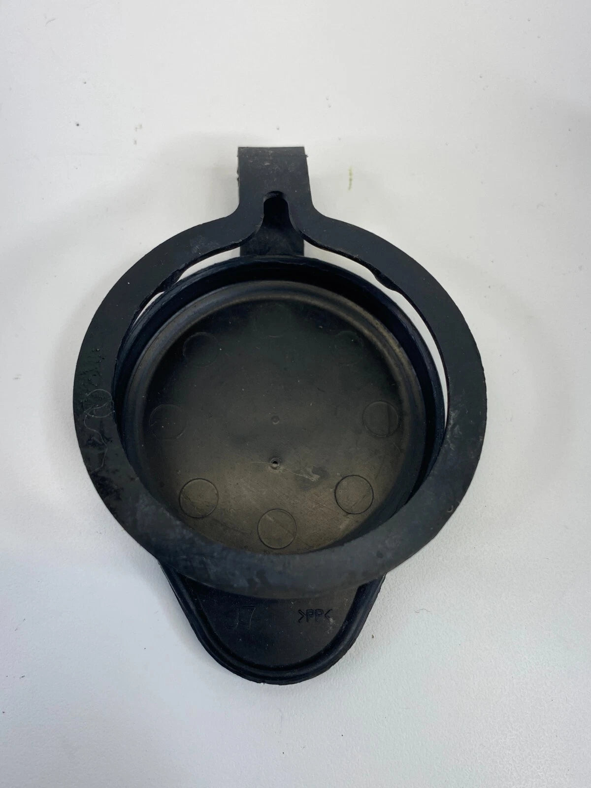 12-15 CHEVROLET CAPTIVA SPORT WINDSHIELD WIPER WASHER FLUID RESERVOIR CAP OEM