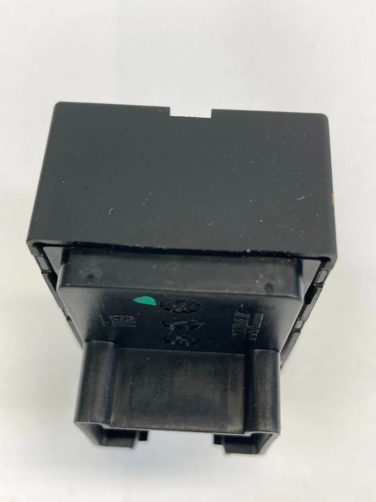 2010-2017 CHEVY EQUINOX REAR RIGHT SIDE DOOR WINDOW CONTROL SWITCH 20933566 OEM