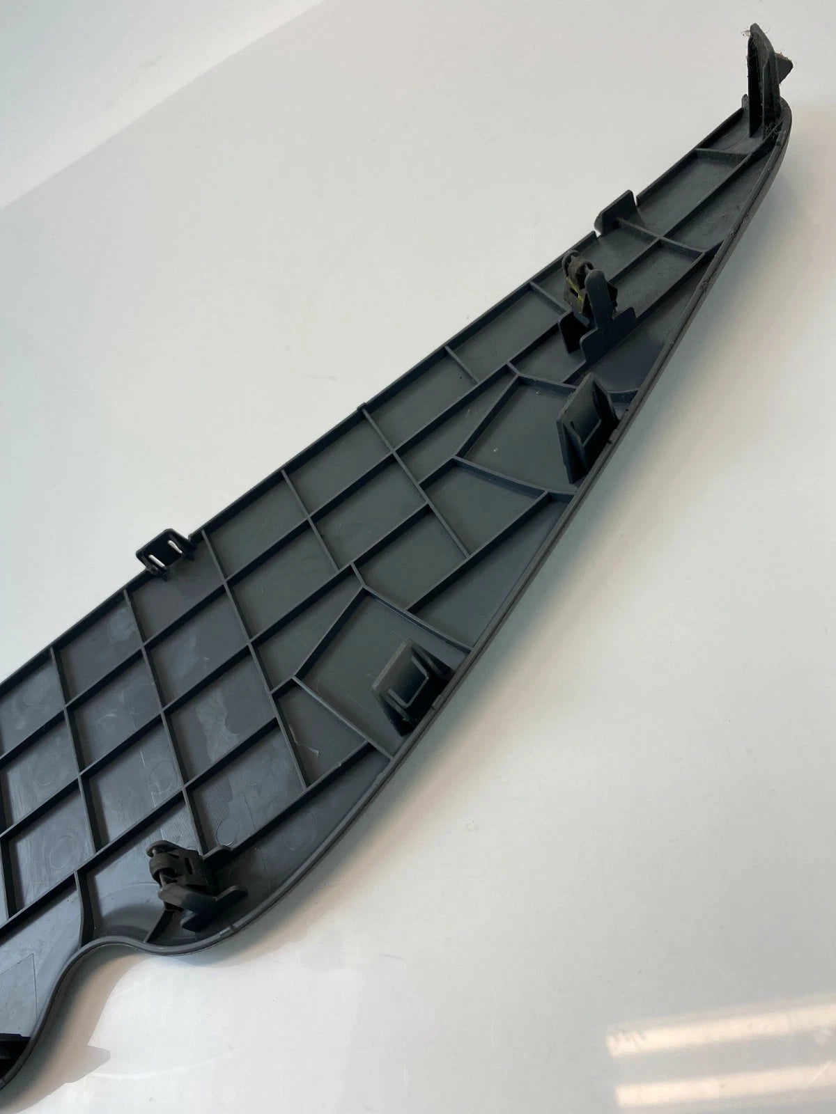 03-08 HONDA PILOT LEFT DRIVER SIDE DASH END CAP COVER TRIM PANEL 77216S9VA110M1