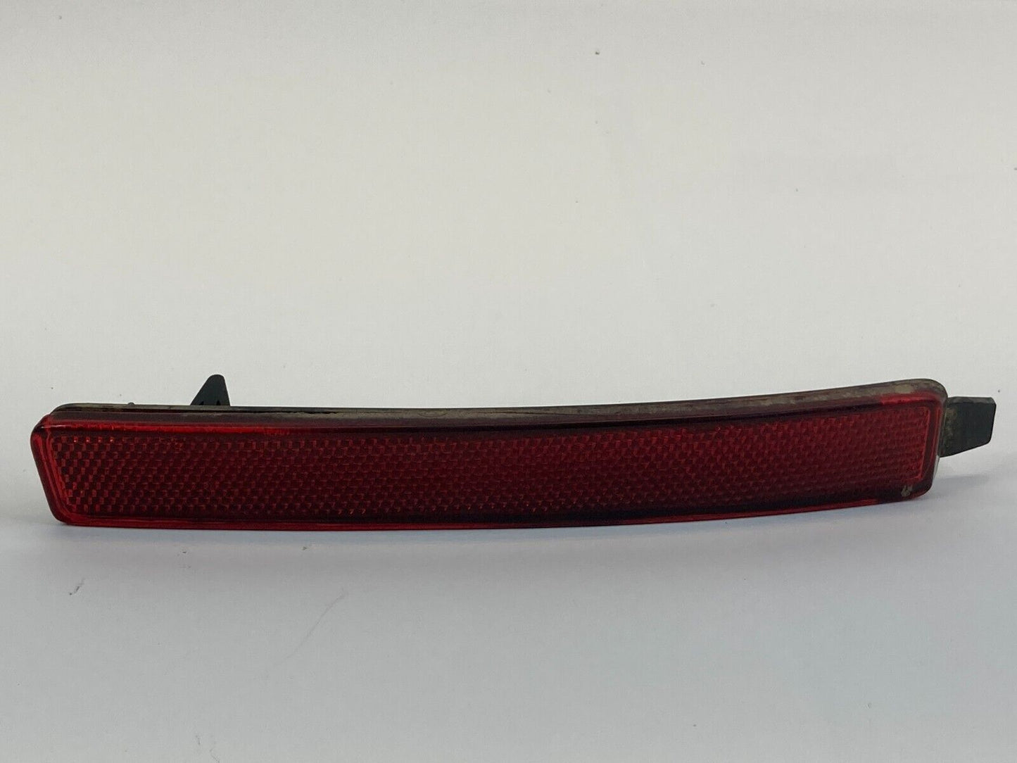 2009-2012 Chevrolet Traverse Rear Bumper Right Side Reflector Lamp Trim 01051710