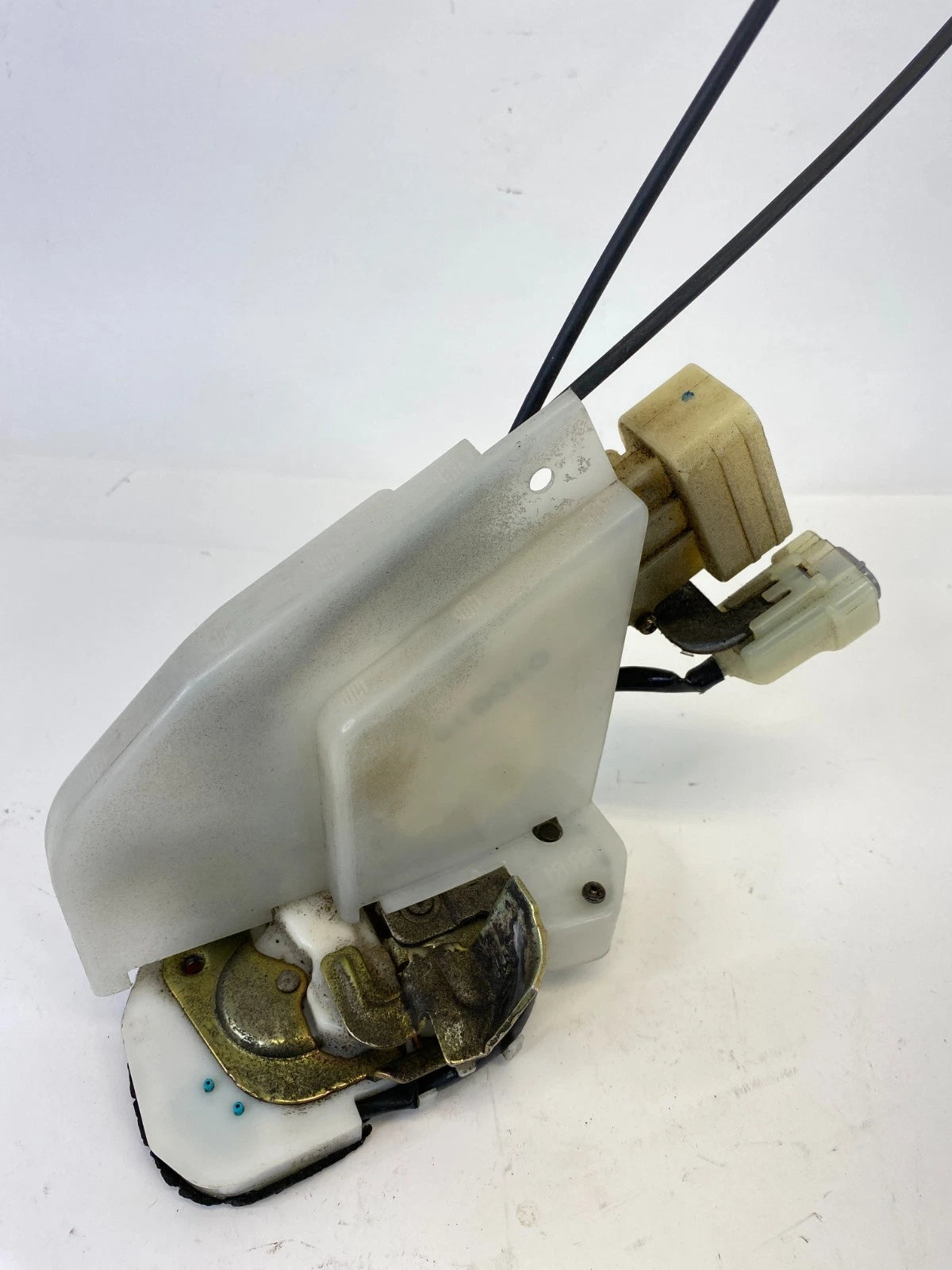 1998-2005 LEXUS GS300 REAR RIGHT SIDE DOOR LOCK LATCH REALEASE ACTUATOR OEM