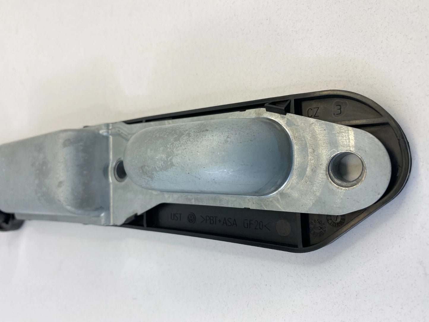 2007-2010 VOLKSWAGEN PASSAT SEDAN REAR TAILGATE LICENSE PLATE LIGHT LAMP OEM