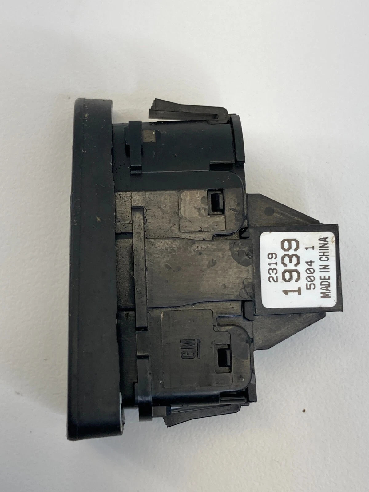 2014-2016 CHEVROLET MALIBU OFF TRACTION SWITCH BUTTON CONTROL ASSY 23191939 OEM