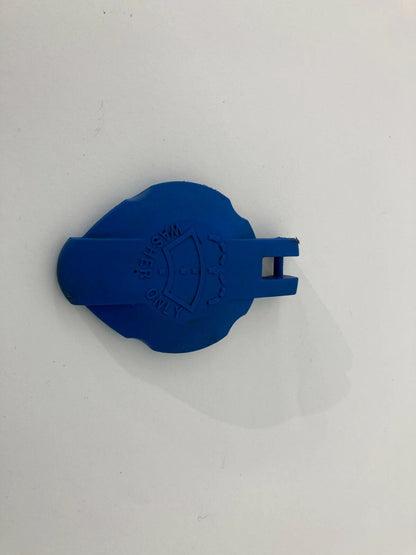 2008 08 HYUNDAI ENTOURAGE WINDSHIELD WIPER WASHER FLUID RESERVOIR TANK CAP TOP
