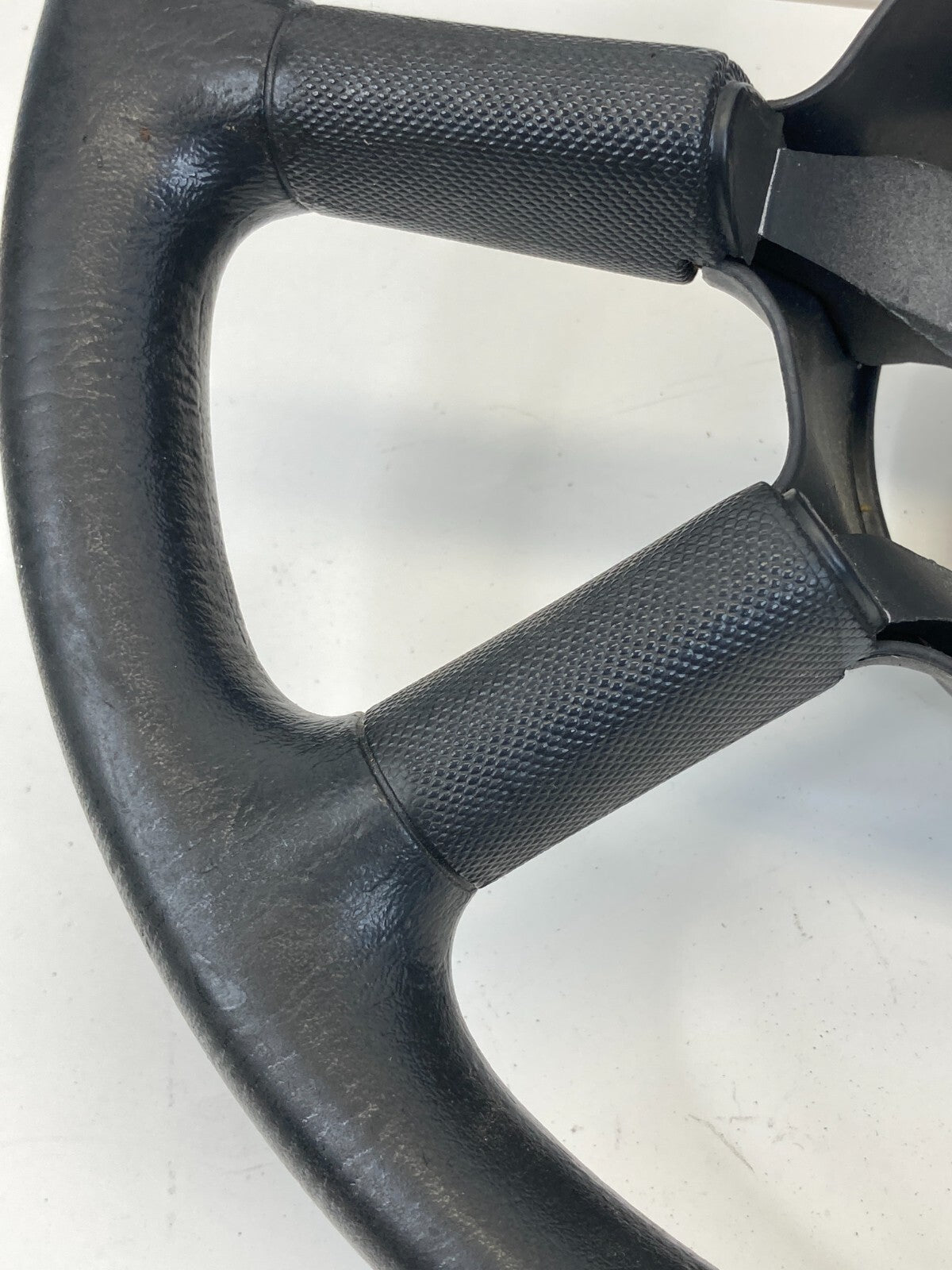 01 02 03 04 05 Chrysler PT Cruiser Front Left Driver Steering Wheel 0XK571DVAA